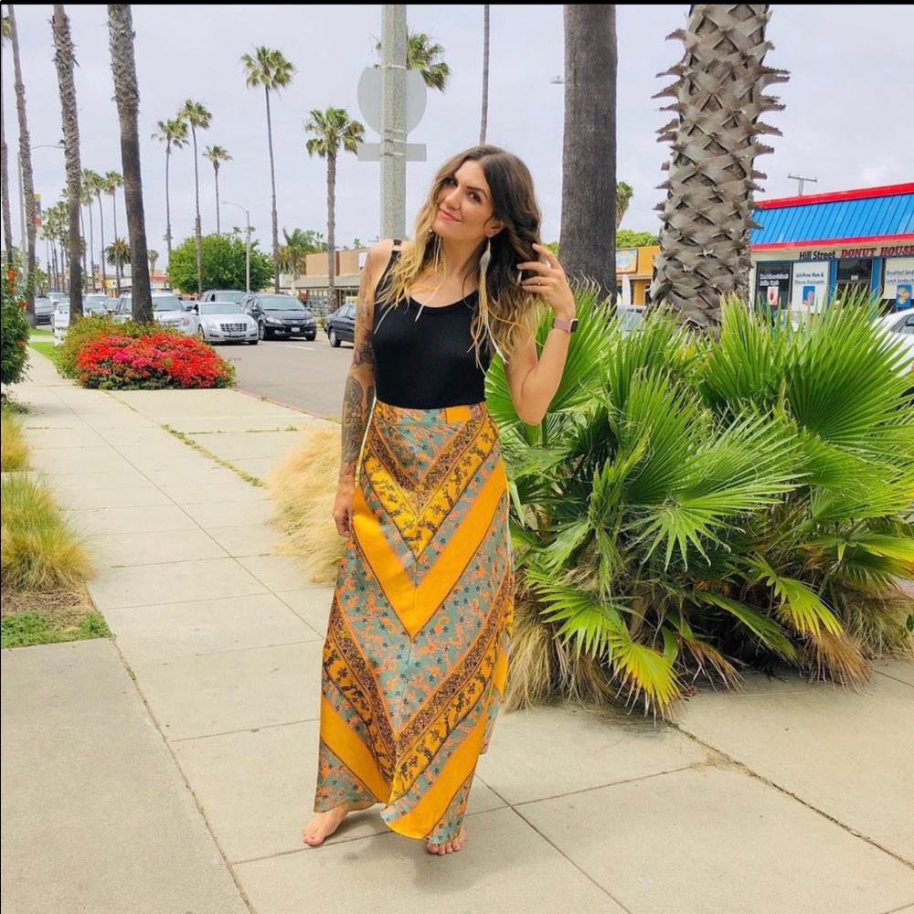 FREE PEOPLE MAXI SKIRT